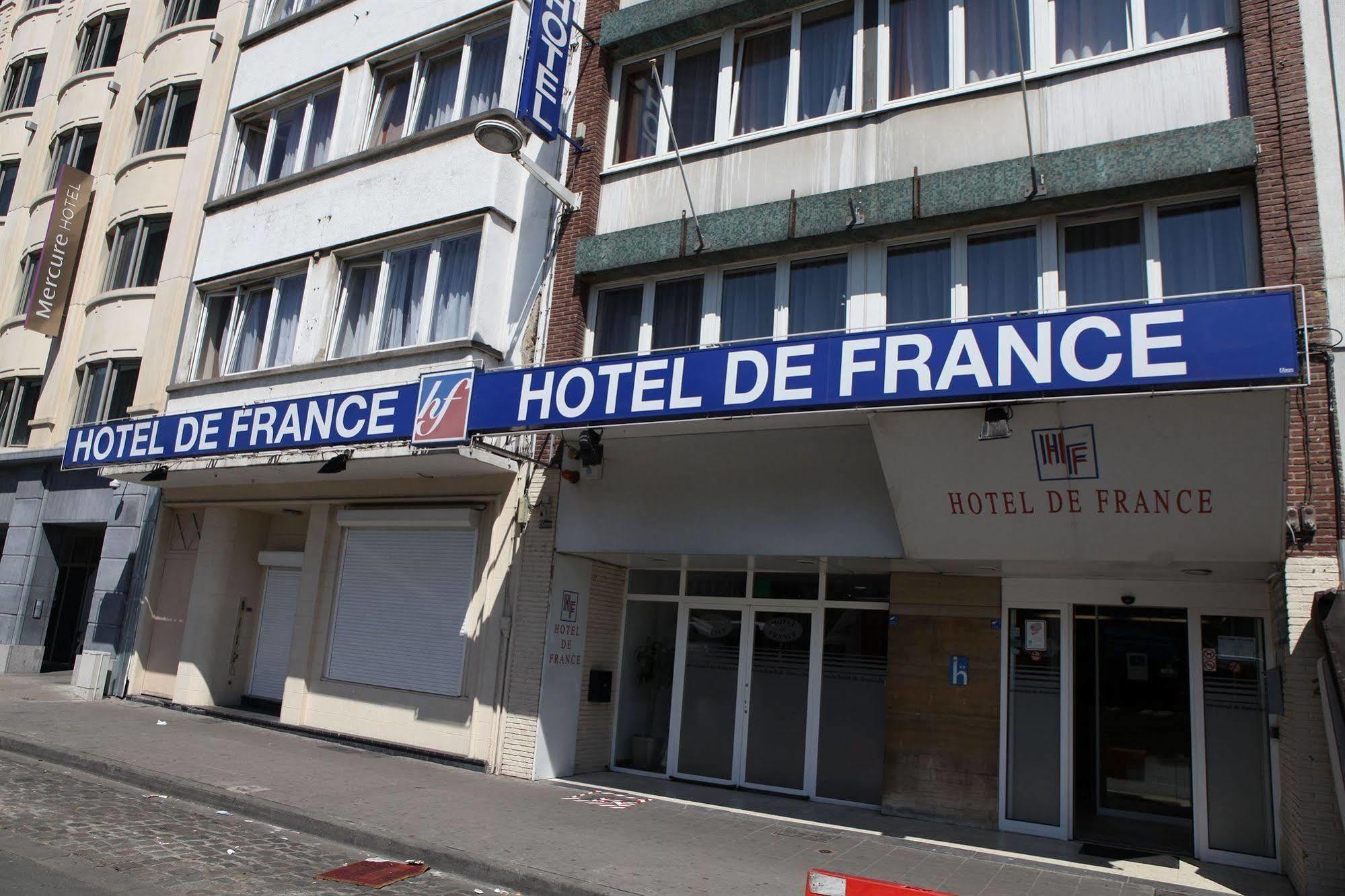 法国酒店 Saint-Gilles 外观 照片
